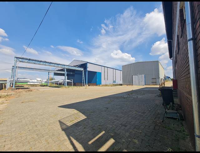 13,252M² FACTORY TO LET IN WADEVILLE